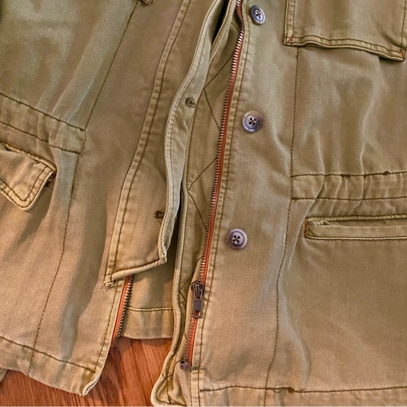 FREE PEOPLE women’s army green, oversized coat, size small - Picture 5 of 6